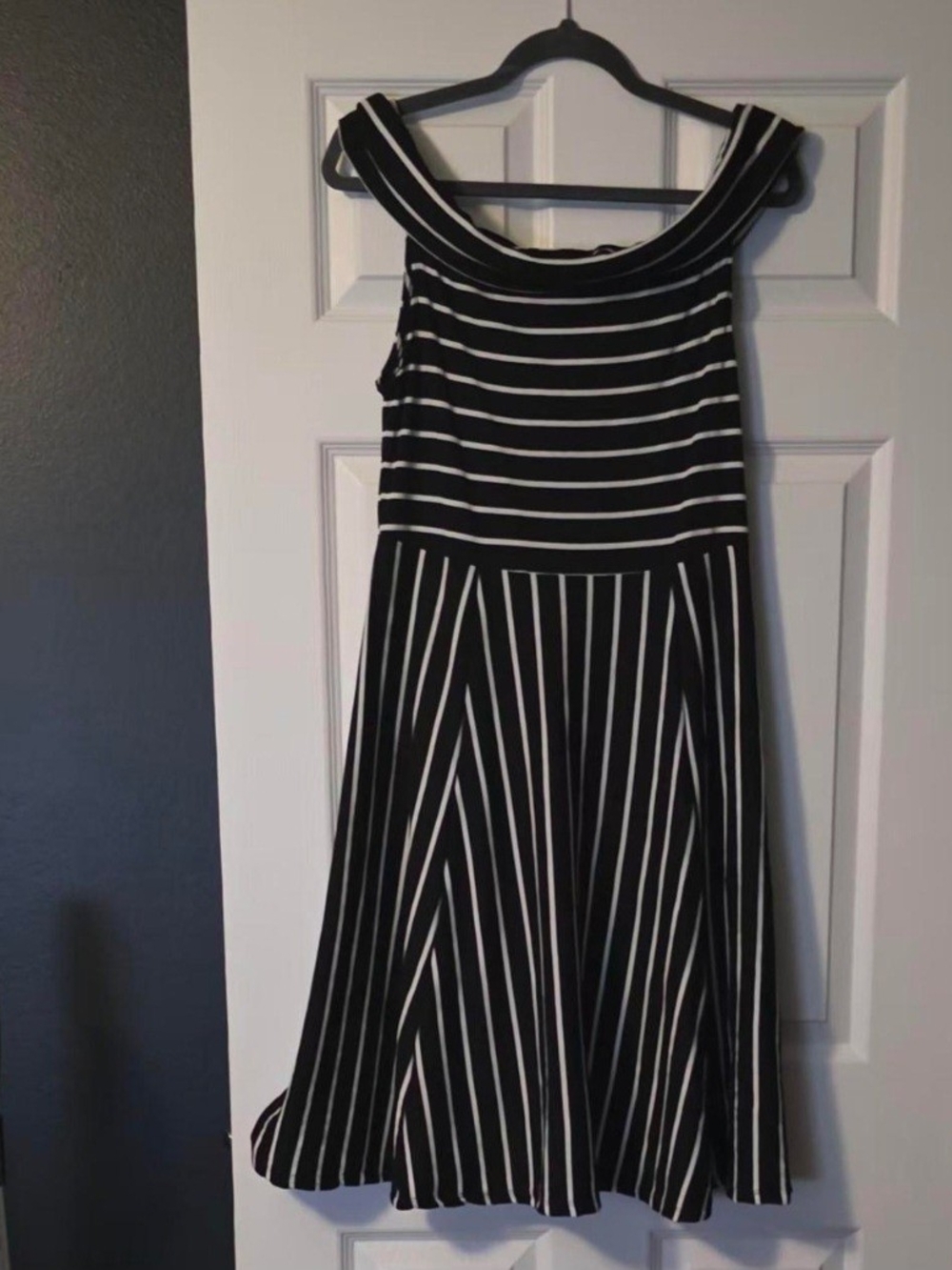 Beautiful Mossimo Striped Stripes  Off-Shoulder Swing Dress Sz Size M